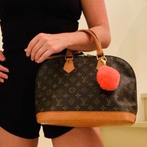 Authentic ALMA PM Louis Vuitton bag